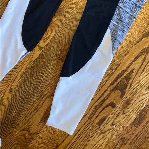 Athleta Workout Pants - Picture 2 of 3